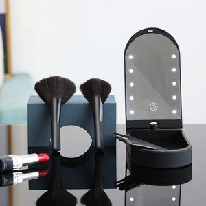 Boyerow Essential case mirror, light, and brushes